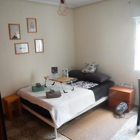 Grosses Modernes Zimmer "Silber" Fuer 2 Personen Und Katzenliebhaber Valencia Exterior foto