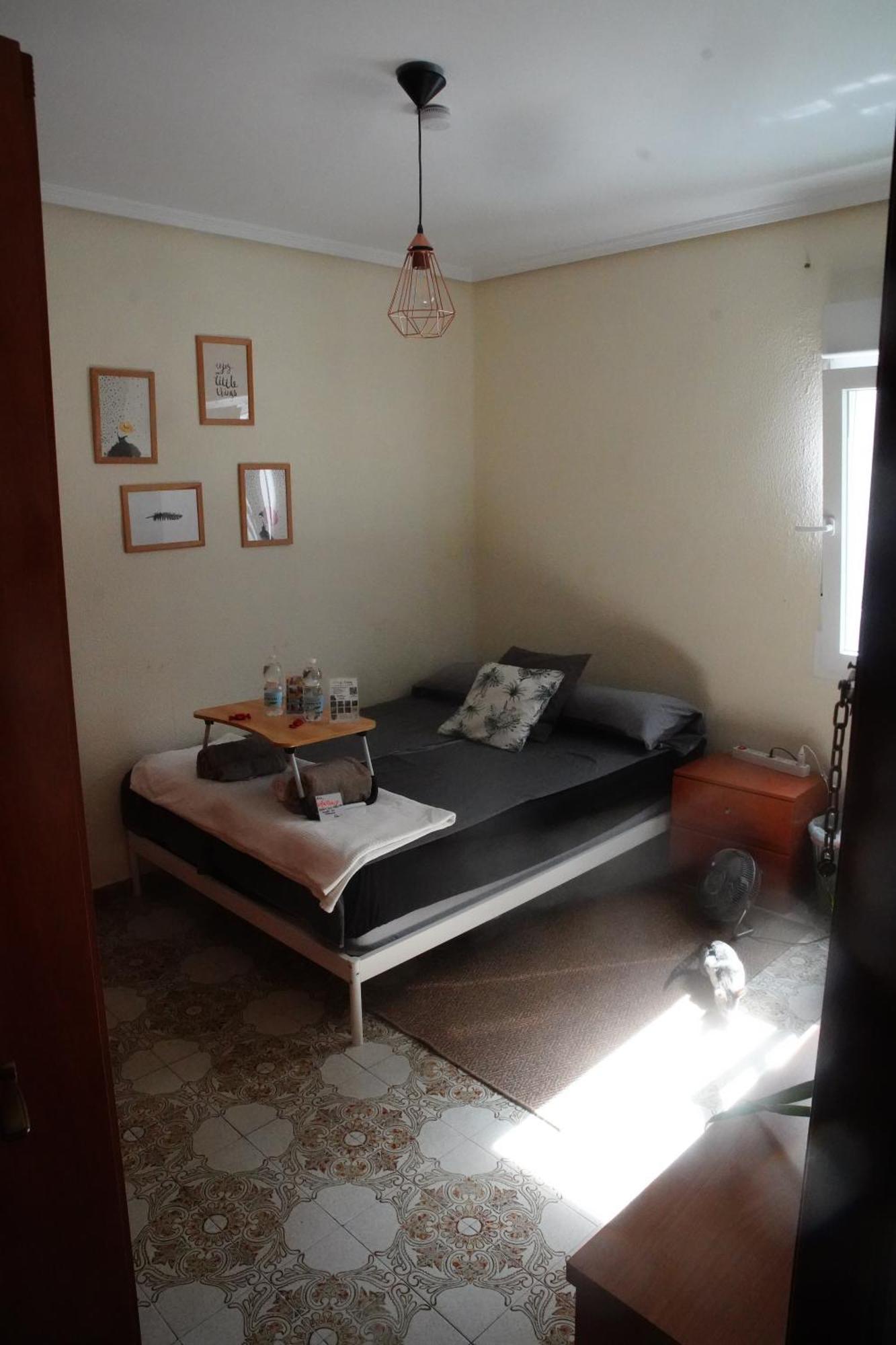 Grosses Modernes Zimmer "Silber" Fuer 2 Personen Und Katzenliebhaber Valencia Exterior foto